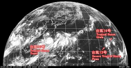 2013年8月19日21時 ひまわり7号赤外線画像