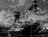 ひまわり7号可視画像・天気図合成 2014年11月26日12時JST