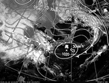 ひまわり7号可視画像・天気図合成 2015年4月18日12時JST