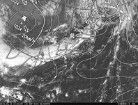 ひまわり8号可視画像・天気図合成 2015年9月12日12時JST