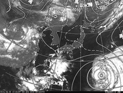 ひまわり8号赤外線画像＆天気図合成 2016年8月6日12時JST