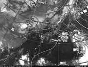 ひまわり8号赤外線画像＆天気図合成 2016年8月19日12時JST