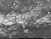 ひまわり8号可視画像＆天気図合成 2016年10月31日12時JST